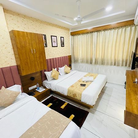 Hotel Avenue Sky Ahmadabad Zewnętrze zdjęcie