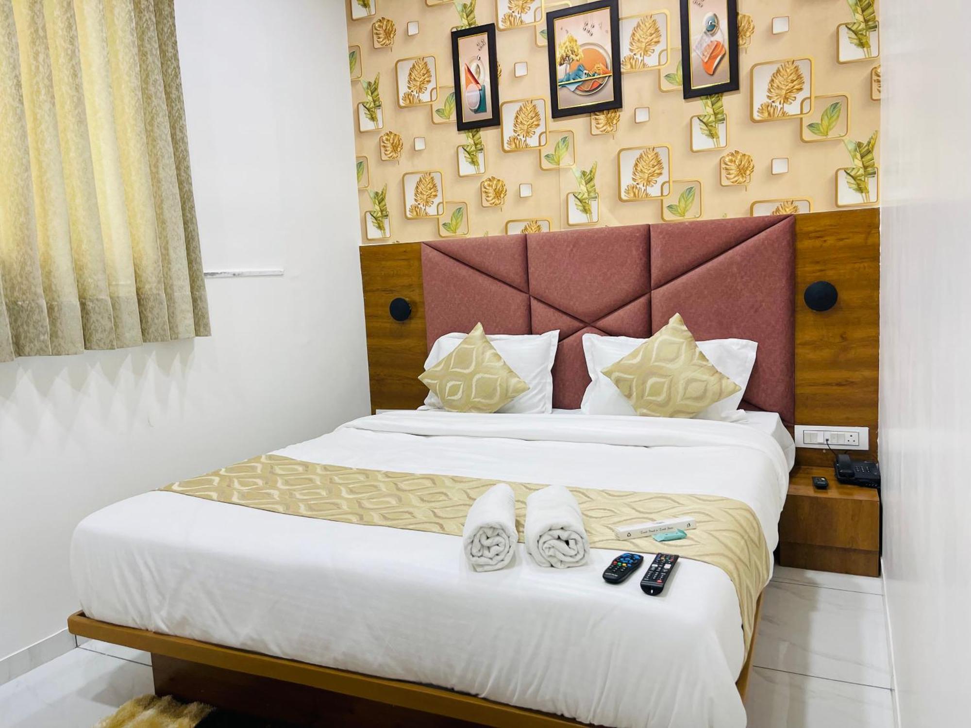 Hotel Avenue Sky Ahmadabad Zewnętrze zdjęcie